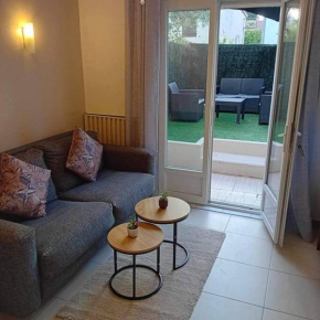 Studio cosy terrasse front mer